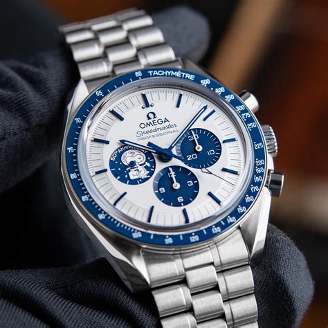 2015 omega speedmaster silver snoopy|Omega Speedmaster Snoopy 2020.